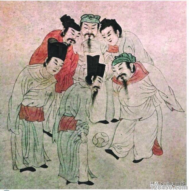 明朝流行足球鞋吗？探秘古代女子鞋履与蹴鞠文化